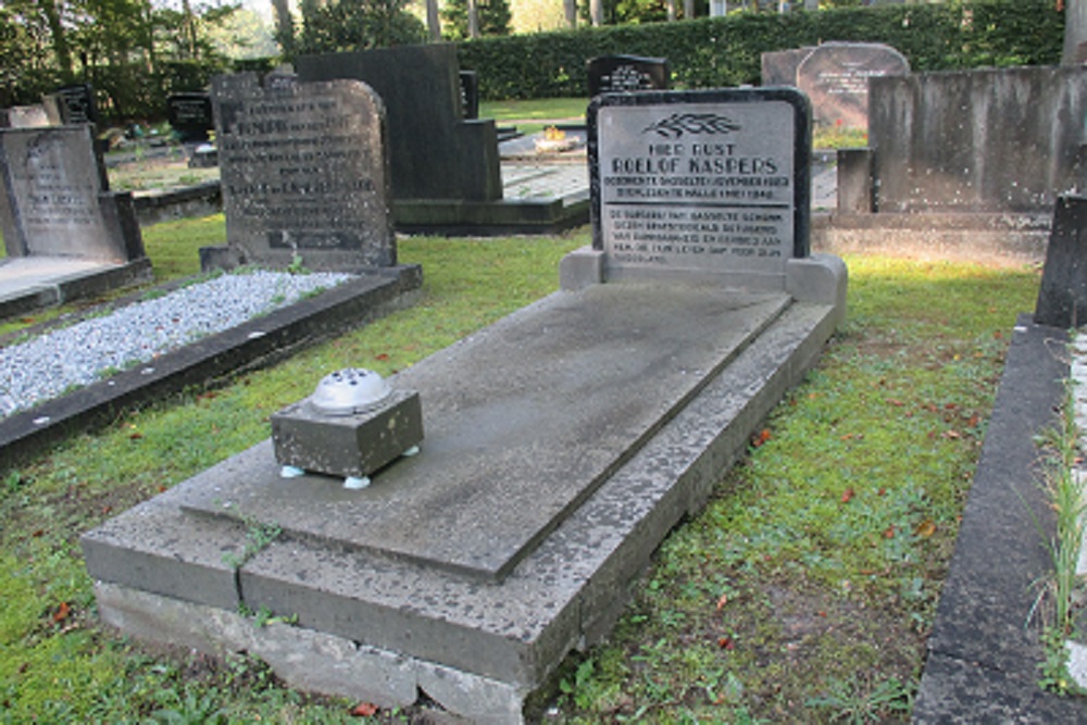 Dutch War Graves Municipal Cemetery Gasselte #2