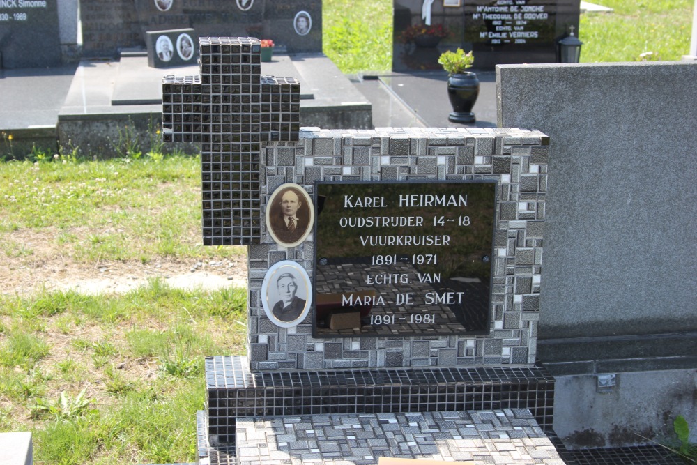 Belgian Graves Veterans Eksaarde #4