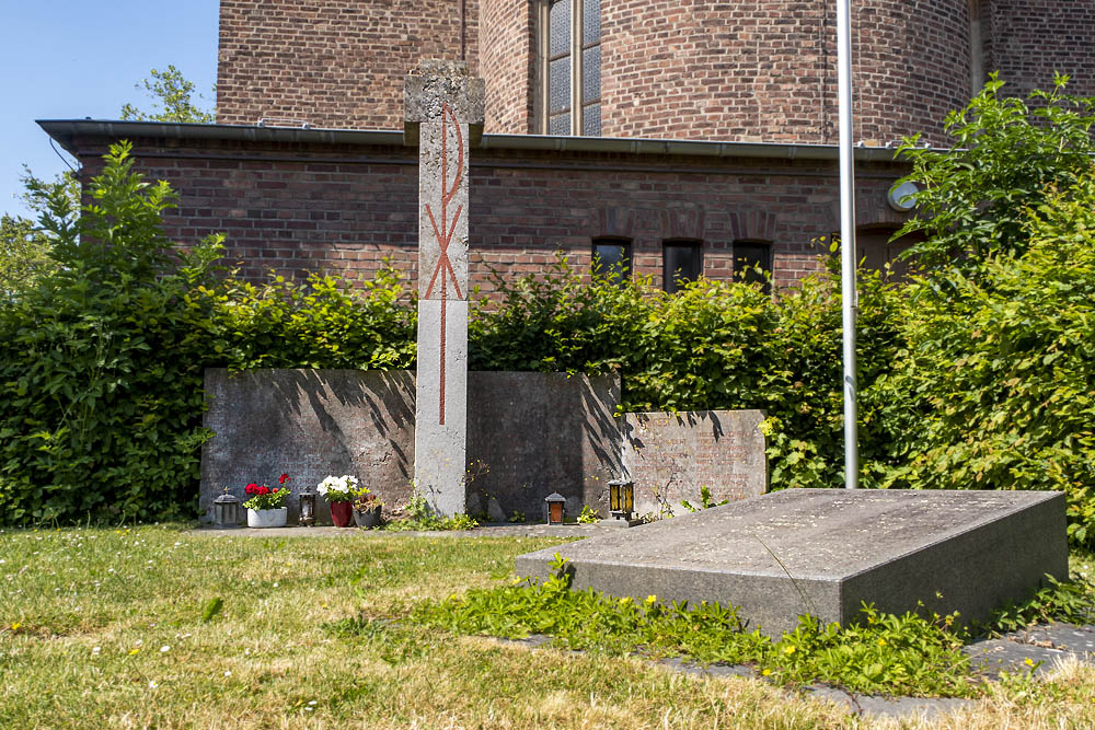 Duitse Oorlogsgraven en Monument Schophoven