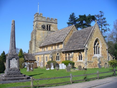 Commonwealth War Graves St. Mary Magdalene Churchyard