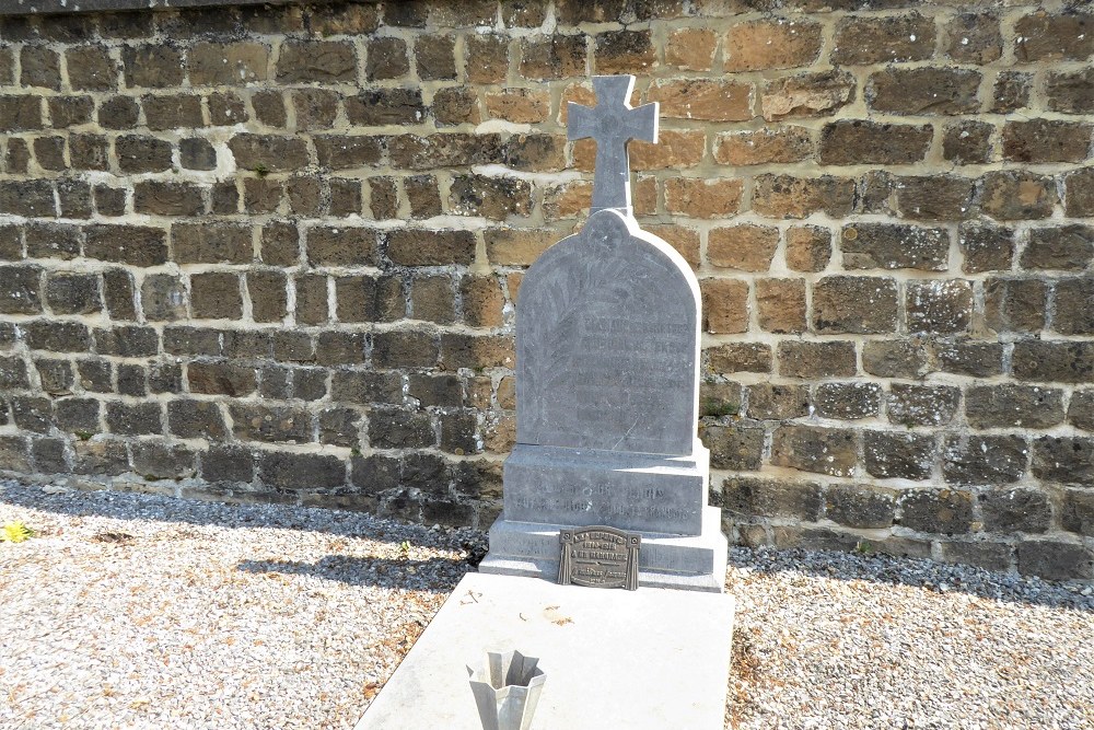Franse Oorlogsgraven Villers-sur-Semois #2
