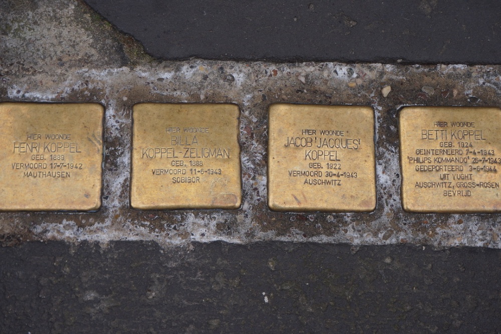 Stolpersteine Lange Hofstraat 26 #1