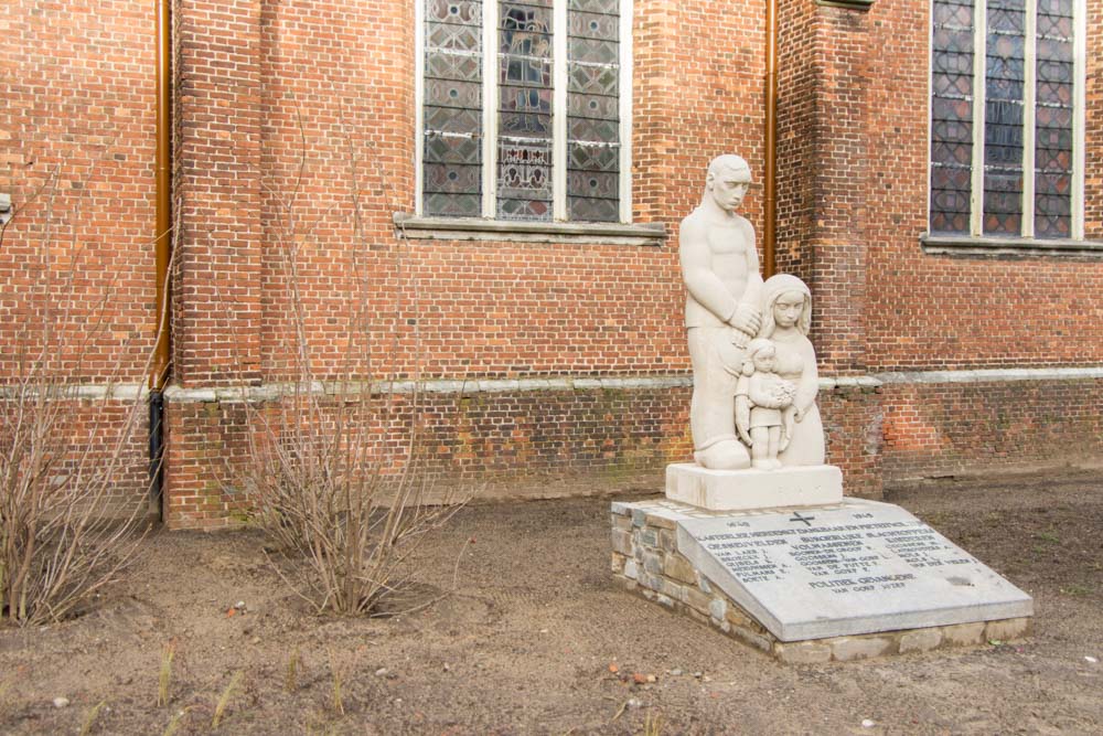 War Memorial Kasterlee #2