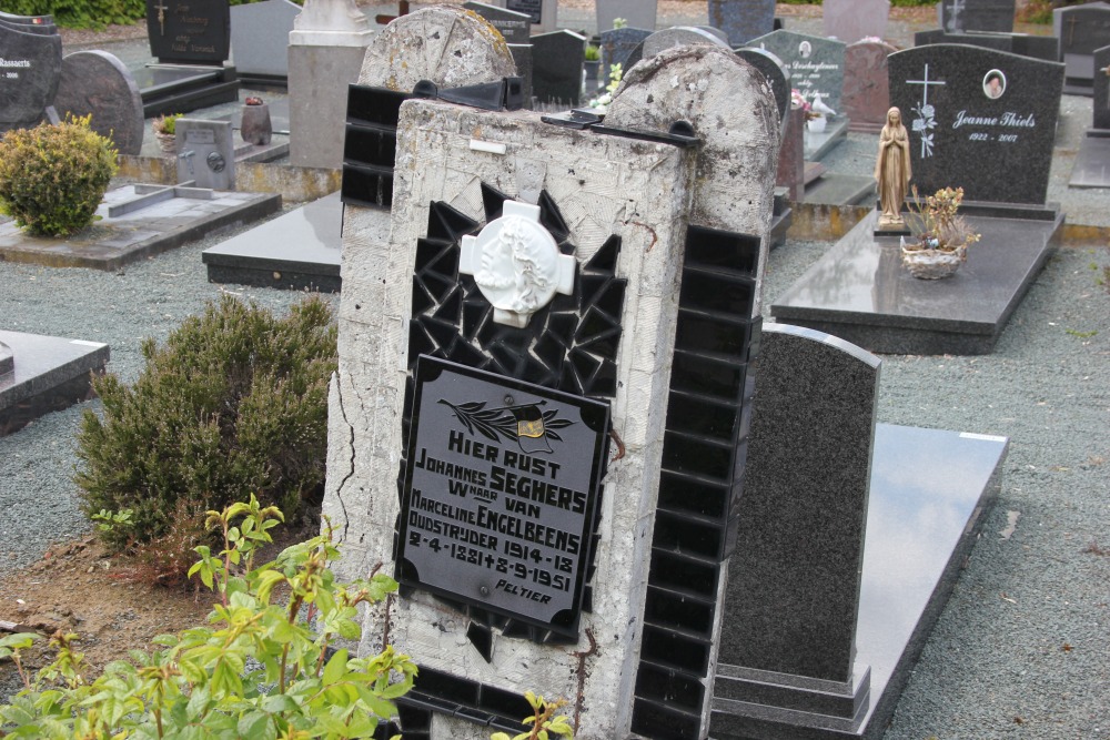 Belgian Graves Veterans Herfelingen #1
