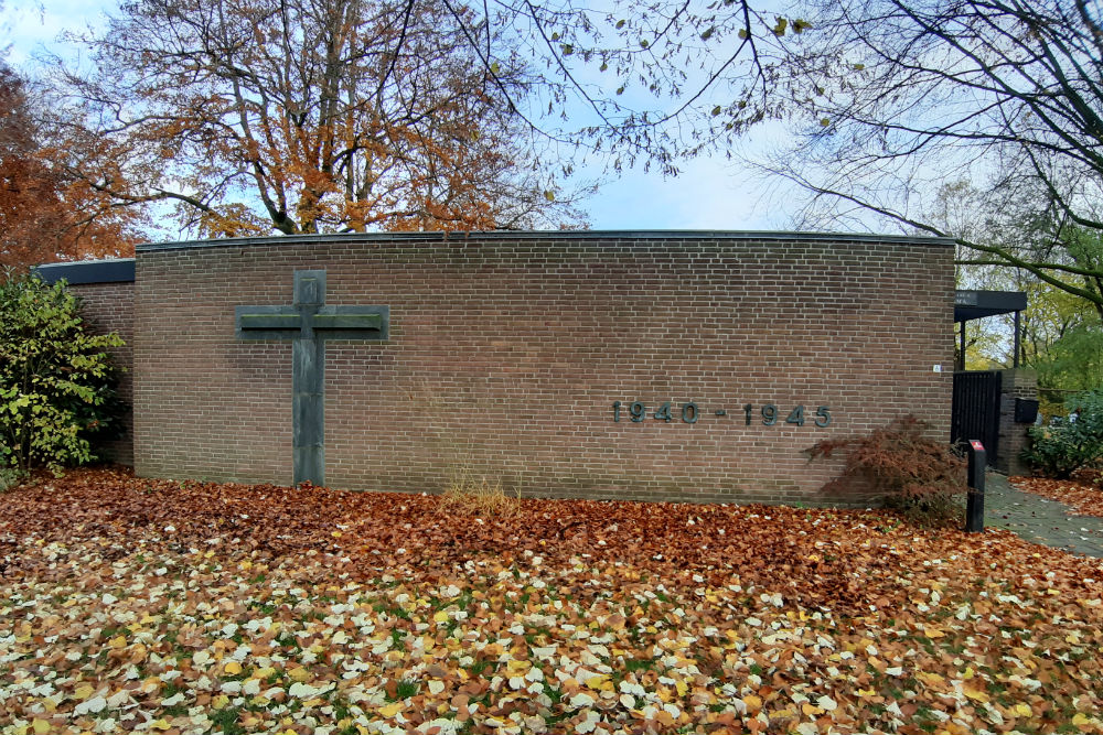 Gedenkmuur Tweede Wereldoorlog Klundert