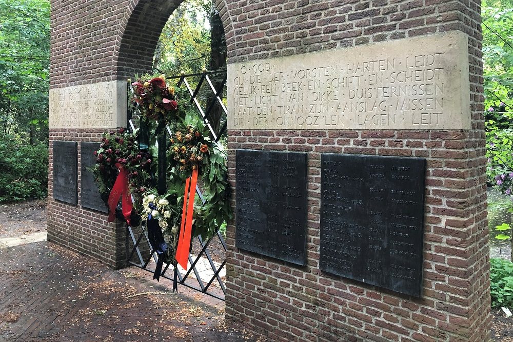 Oorlogsmonument Oegstgeest #2