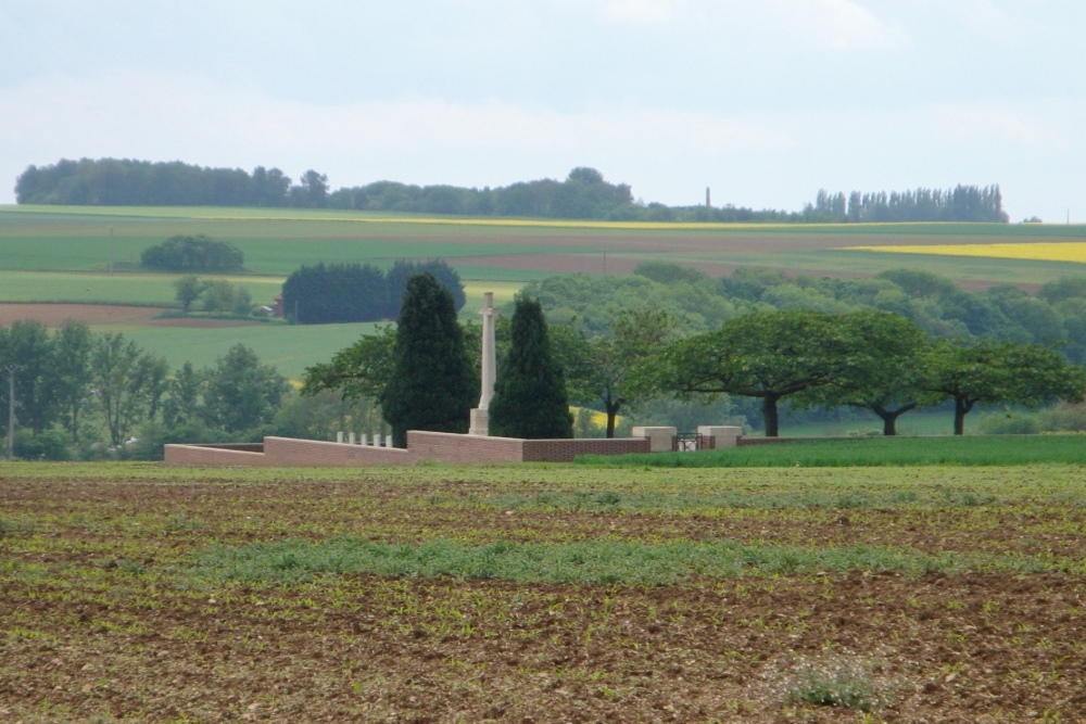 Oorlogsbegraafplaats van het Gemenebest Fricourt New #1