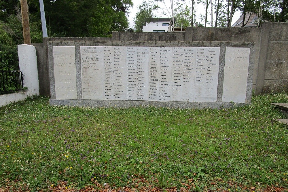 Oorlogsmonument 42e R.I. #1