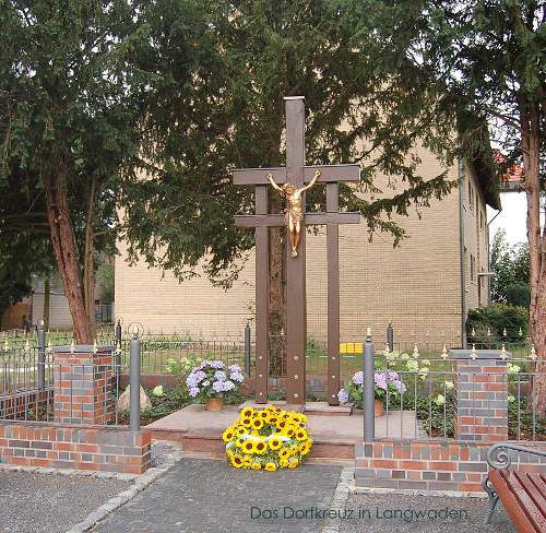 Oorlogsmonument Langwaden #1