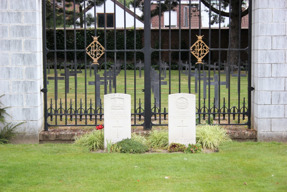 Commonwealth War Graves Halluin #4