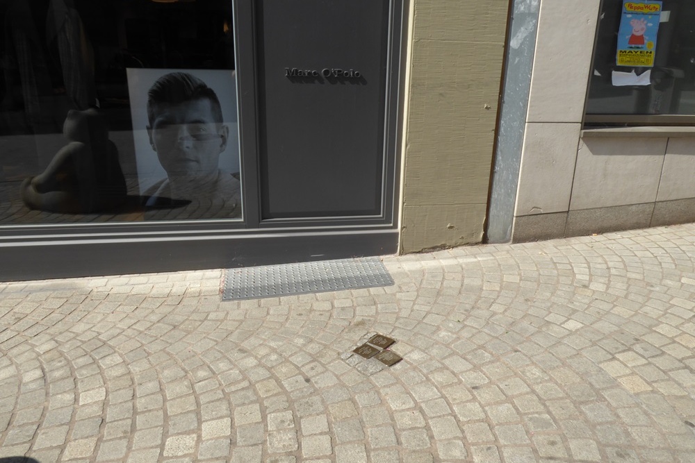 Stumbling Stones Herstallstraße 15 #3