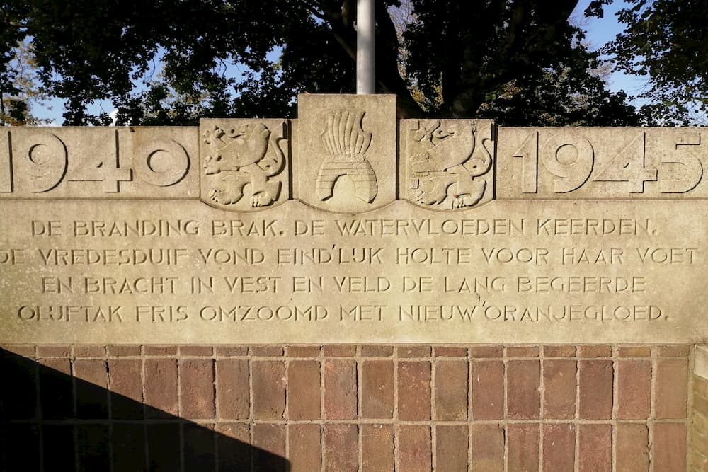 War Memorial Middelharnis #3