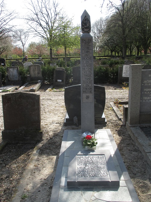 Huizumer Cemetery Leeuwarden #2