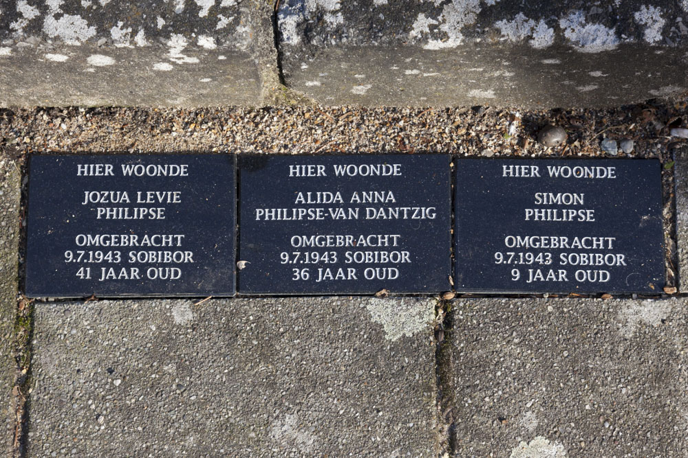 Memorial Stones Bas Backerlaan 28 #1