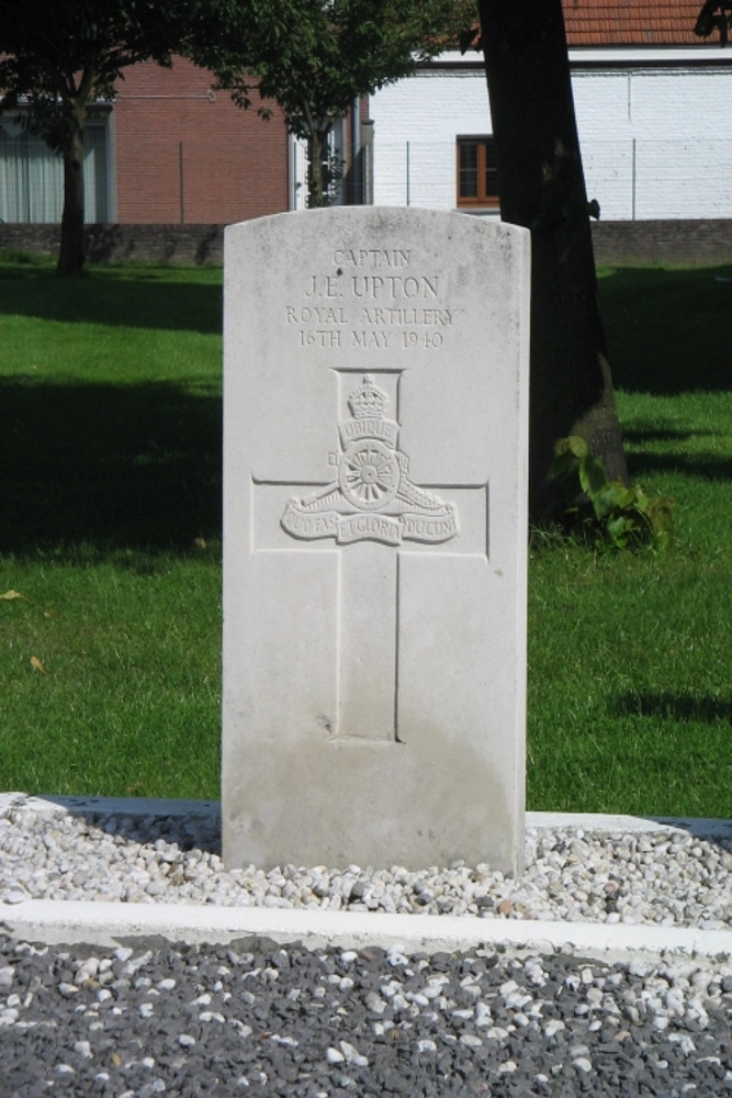 Commonwealth War Graves Teralfene #4