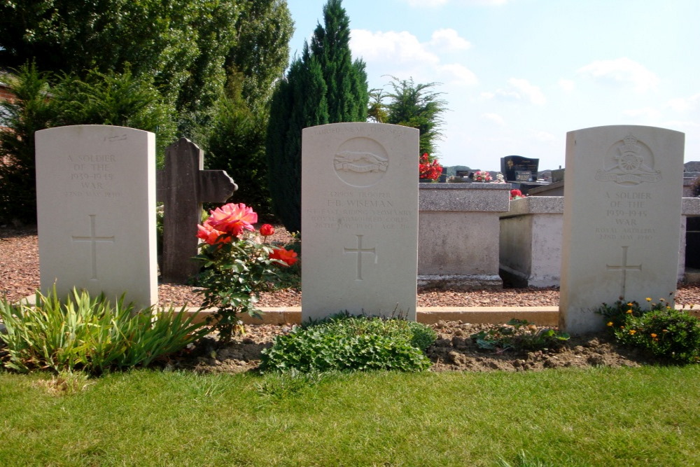 Commonwealth War Graves Renescure #4