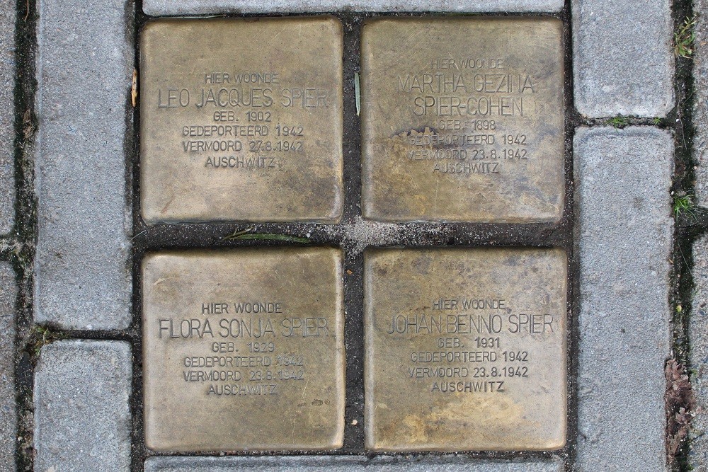 Stolpersteine Westduinweg 34A #1