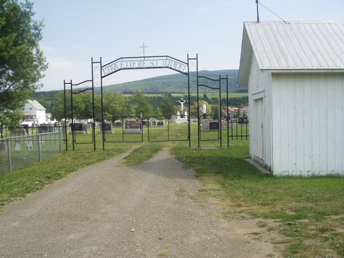 Oorlogsgraf van het Gemenebest St. Donat de Rimouski Cemetery #1