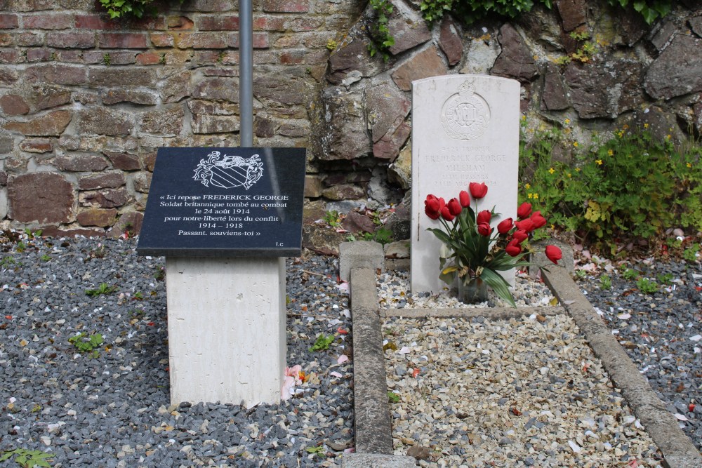 Commonwealth War Grave Montignies-sur-Roc #2
