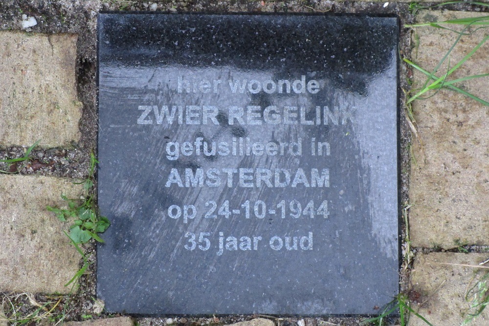 Memorial Stone Regentesselaan 35