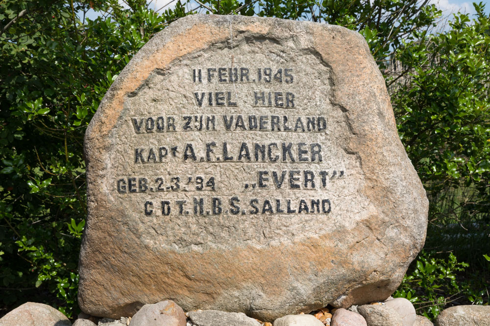 Monument Albert Ferdinand Lancker #2