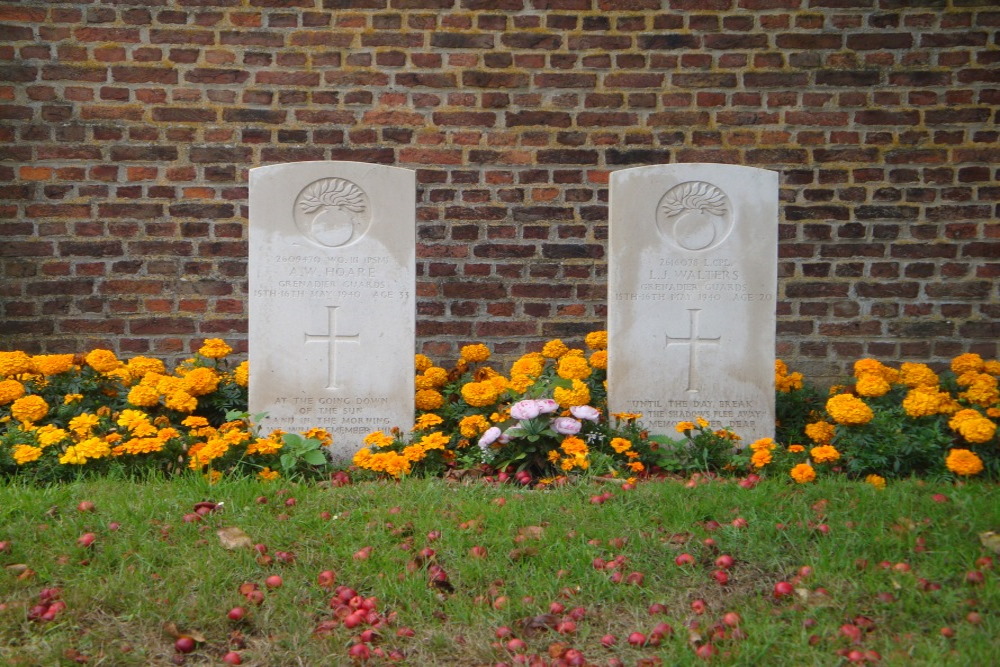 Commonwealth War Graves Peutie #3