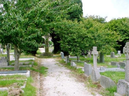 Commonwealth War Graves St Gulval Churchyard #1