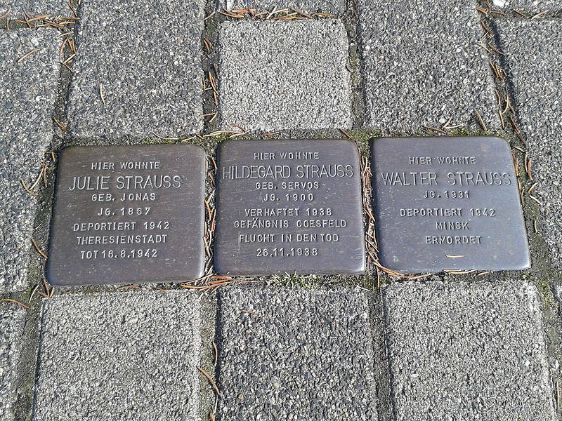 Stolpersteine Bahnhofstrae 5