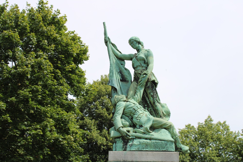 Oorlogsmonument Châtelet	 #2