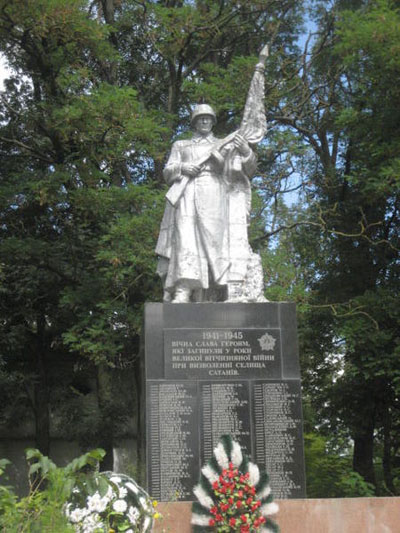 Mass Grave Soviet Soldiers Sataniv #1