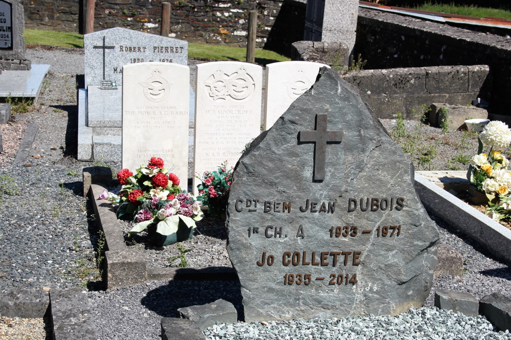 Commonwealth War Graves Les Hayons #2