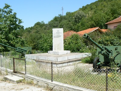 War Memorial Malak Izvor #1