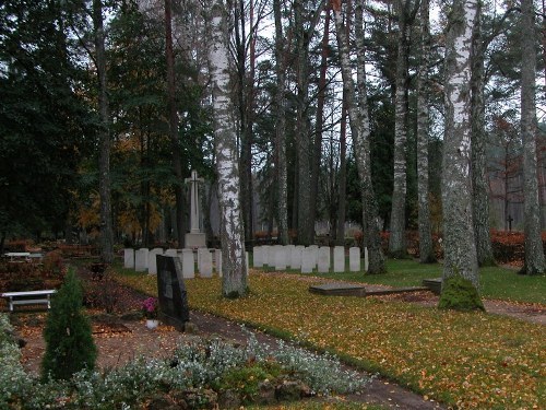 Commonwealth War Graves Nicolai Cemetery #1