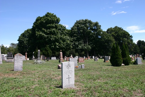 Commonwealth War Graves Trinity United Church Cemetery