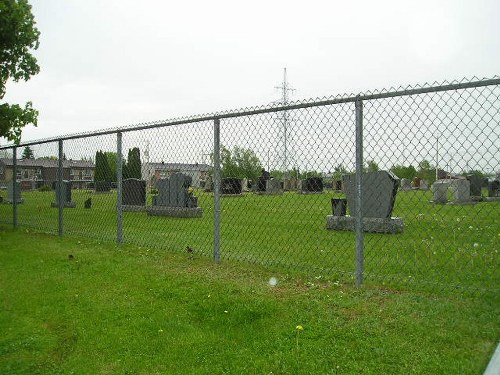 Oorlogsgraf van het Gemenebest Saint-Rdempteur Cemetery #1