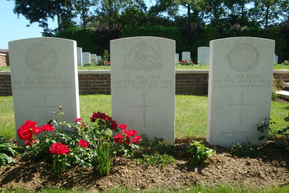 Godezonne Farm Commonwealth War Cemetery #5