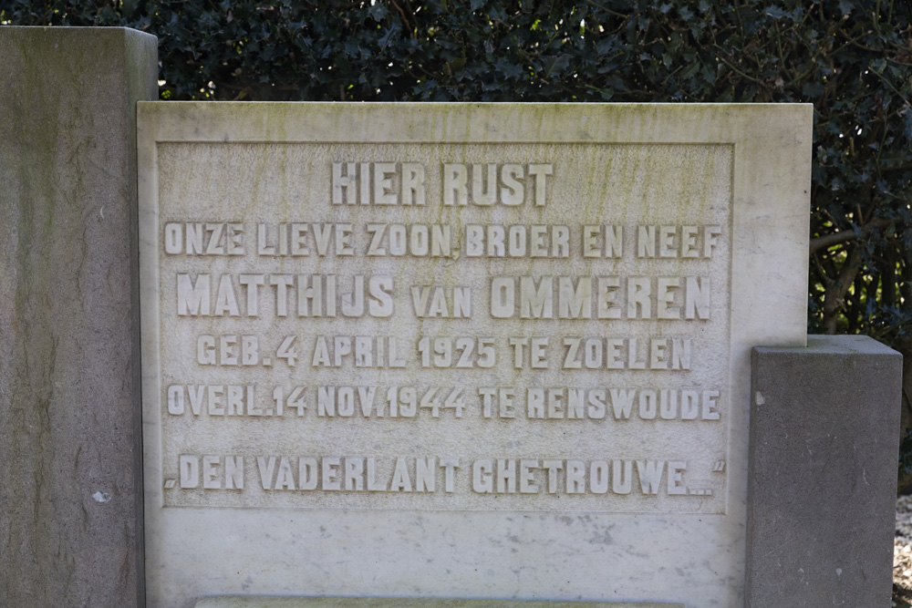 Dutch War Graves General Cemetery Zoelen #5