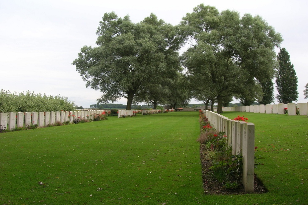 Commonwealth War Cemetery Perth (China Wall) #2
