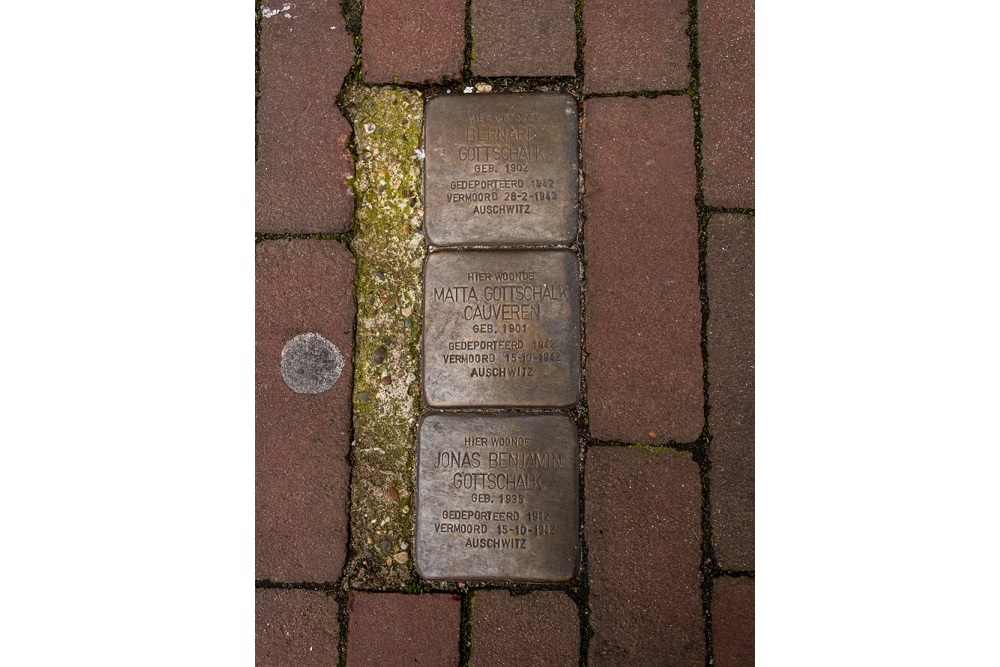 Stolpersteine Bornsestraat 10 #1