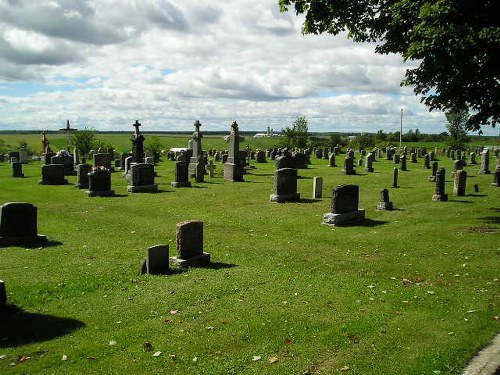 Commonwealth War Grave Sainte-Monique-de-Nicolet Parish Cemetery