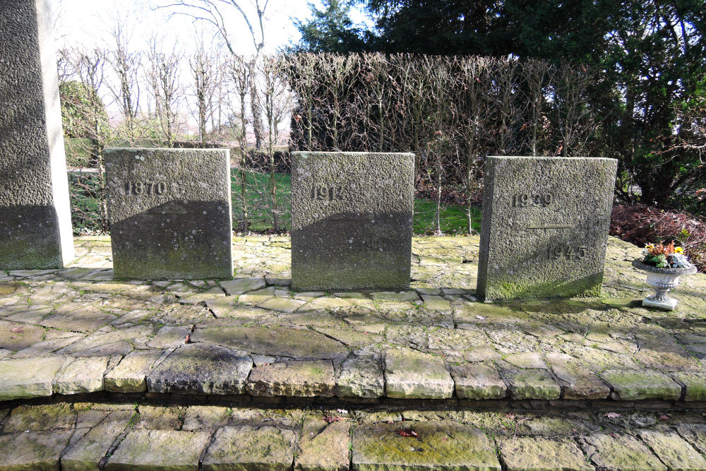 War Memorial Schafhausen #4