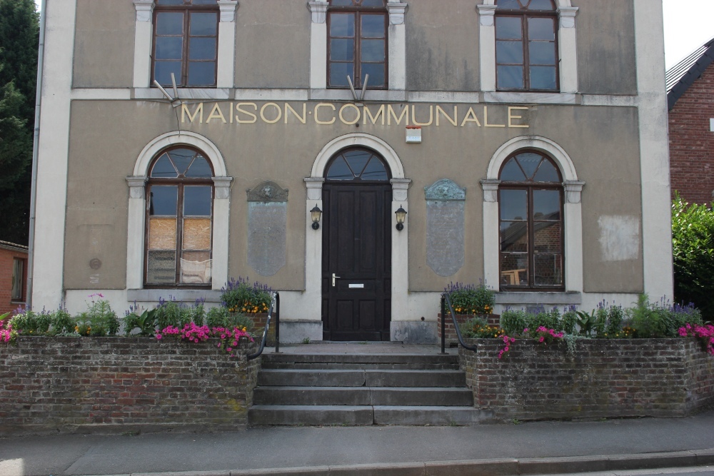 Commemorative Plates War Victims Villers-le-Bouillet