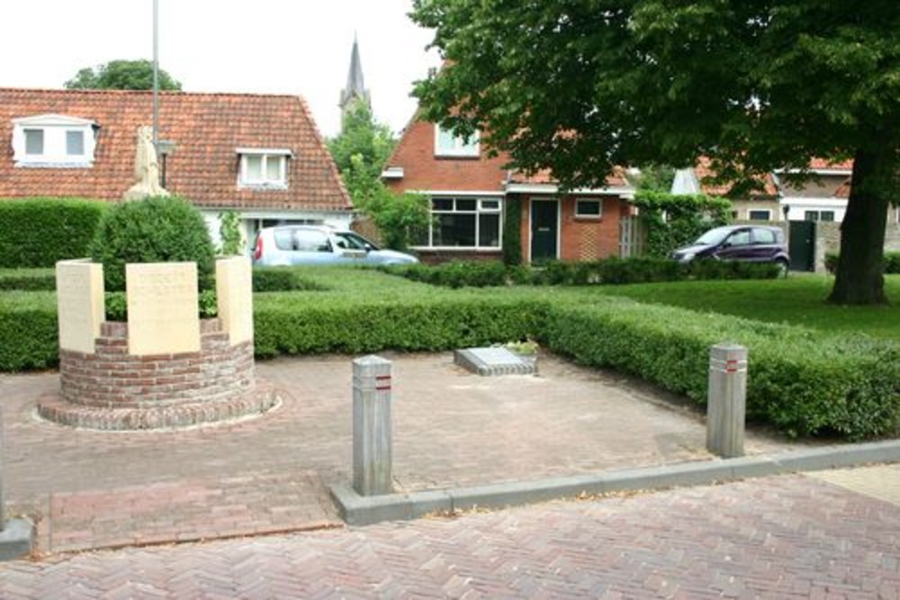 Monument Fallen Woudsend
