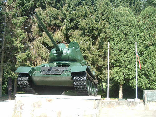 T-34/85 Tank Nemesmedves #2