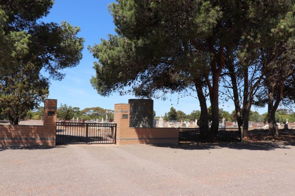 Commonwealth War Grave Cleve General Cemetery