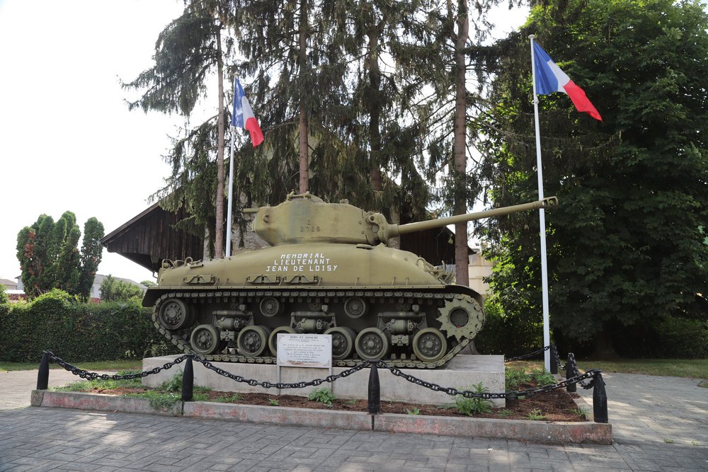 SM4A1 Sherman Tank 