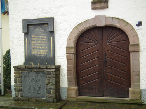 Herinneringsmonument Esch-sur-Sre