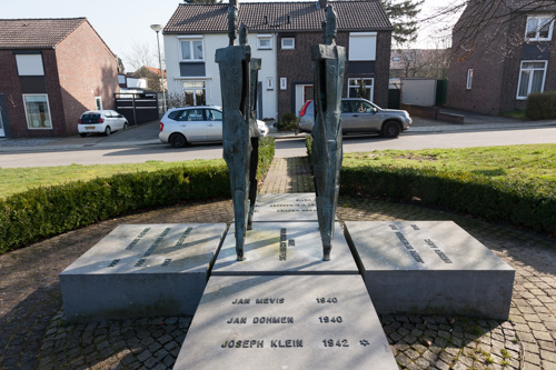 War Memorial Schinveld #3