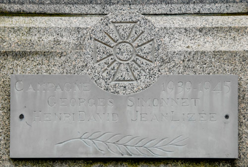 War Memorial Saint-Georges-des-Gardes #2