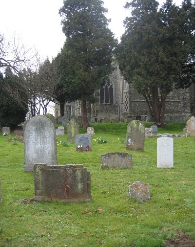 Commonwealth War Graves St Mary Magdalene Churchyard #1